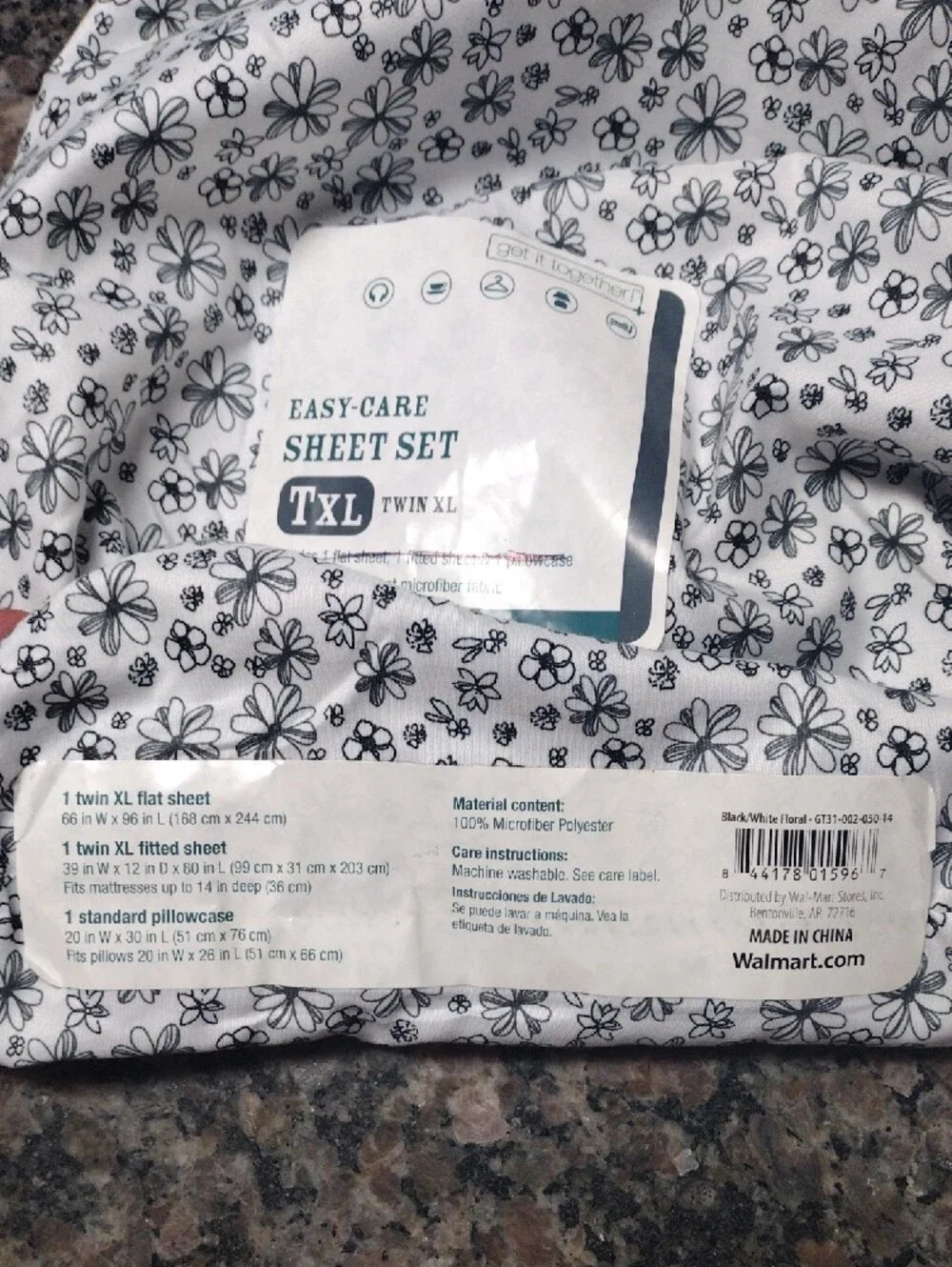TWIN XL Black & White Floral Easy-Care Sheet 4 piece Set- 2 flat & 2 pillowcase